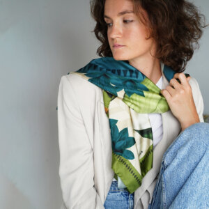 Foulard White lotus bleu